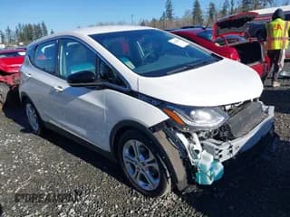 ✅ 2021 Chevrolet Bolt EV 1LT • VIN: 1G1FW6S06M4112172 • Lot: 41422632. Wystawiony na IAAI z przebiegiem 21 413 mil. Bezpłatny archiwum sprzedaży aukcyjnych z USA i szczegółowy raport historii pojazdu na DreamBid. Zdjęcie 1.