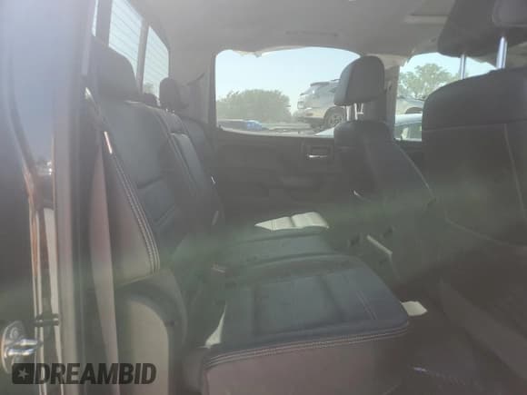 ✅ 2017 GMC Sierra 1500 Denali • VIN: 3GTU2PEJ2HG315380 • Lot: 67271735. Listed on Copart with 137,897 mi. Free auction sales archive from the USA and detailed vehicle history report at DreamBid. Image 10.