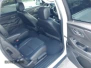 ✅ 2018 Chevrolet Traverse LT • VIN: 1GNERHKW6JJ262037 • Lot: 43454508. Listed on IAAI with 84,291 mi. Free auction sales archive from the USA and detailed vehicle history report at DreamBid. Image 8.