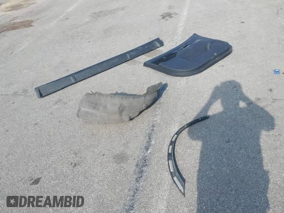 2018 Mitsubishi Outlander ES with VIN JA4AZ3A33JZ048927, listed as a IAAI auction lot 42753414 with 64,343 mi miles and . Bid and sale history available at DreamBid. Image 12.