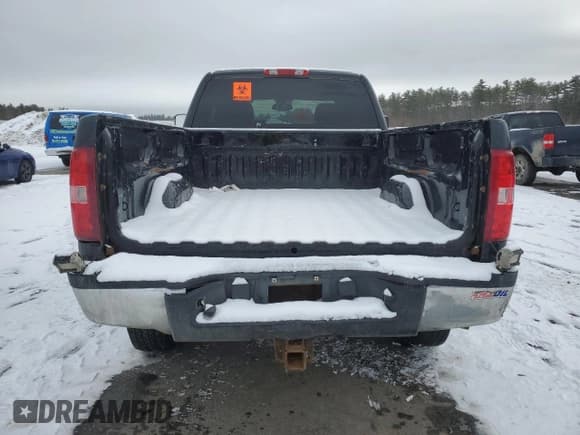 ✅ 2009 Chevrolet Silverado 2500HD LT • VIN: 1GCHK59619E146246 • Лот: 46731405. Опубликован ранее на Copart с пробегом Не указан. Бесплатный доступ к архиву аукционных продаж из США и подробный отчёт об истории автомобиля на DreamBid. Изображение 6.