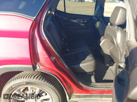 ✅ 2022 GMC Terrain SLT • VIN: 3GKALVEV7NL159769 • Lot: 43509229. Wystawiony na IAAI z przebiegiem 55 817 mil. Bezpłatny archiwum sprzedaży aukcyjnych z USA i szczegółowy raport historii pojazdu na DreamBid. Zdjęcie 8.