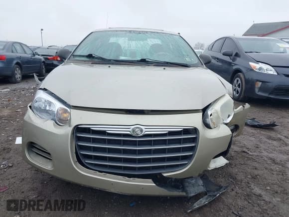 ✅ 2005 Chrysler Sebring Touring • VIN: 1C3EL56R55N548591 • Lot: 43755984. Listed on IAAI with 74,325 mi. Free auction sales archive from the USA and detailed vehicle history report at DreamBid. Image 12.