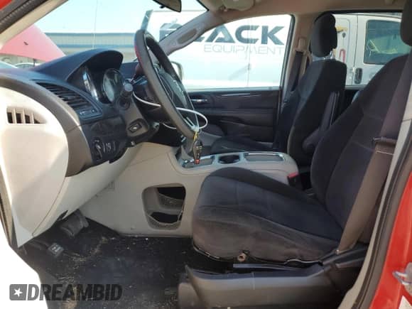 2015 Dodge Grand Caravan R/T with VIN 2C4RDGEG4FR639281, listed as a Copart auction lot 71662595 with 181,833 mi miles and Non repairable. Bid and sale history available at DreamBid. Image 7.