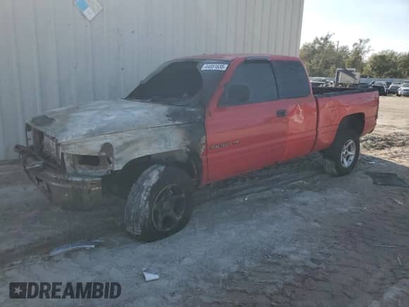 2001 Dodge 1500 с VIN 3B7HF12Y41G199948, выставлен на аукционе Copart как лот 45541885 с пробегом Не указан миль и На запчасти • Non repairable. История ставок и продаж доступна на DreamBid. Изображение 1.