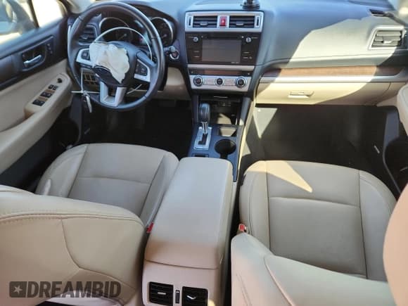 ✅ 2017 Subaru Outback Limited • VIN: 4S4BSENC8H3383033 • Lot: 90061315. Wystawiony na Copart z przebiegiem 75 625 mil. Bezpłatny archiwum sprzedaży aukcyjnych z USA i szczegółowy raport historii pojazdu na DreamBid. Zdjęcie 8.