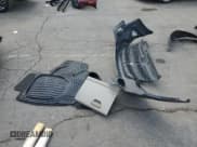 ✅ 2018 Ford C-Max SE • VIN: 1FADP5AU2JL104751 • Lot: 64594695. Wystawiony na Copart z przebiegiem 144 343 mil. Bezpłatny archiwum sprzedaży aukcyjnych z USA i szczegółowy raport historii pojazdu na DreamBid. Zdjęcie 12.