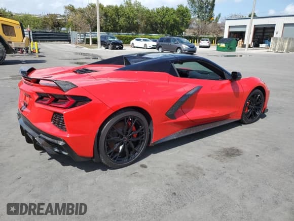 ✅ 2023 Chevrolet Corvette 3LT • VIN: 1G1YC3D40P5103918 • Lot: 50801675. Wystawiony na Copart z przebiegiem Nie podano. Bezpłatny archiwum sprzedaży aukcyjnych z USA i szczegółowy raport historii pojazdu na DreamBid. Zdjęcie 3.