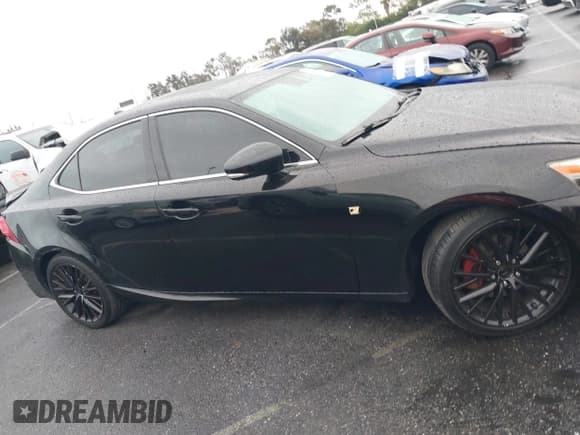 ✅ 2014 Lexus IS 250 • VIN: JTHBF1D20E5021335 • Lot: 43710945. Wystawiony na IAAI z przebiegiem 124 991 mil. Bezpłatny archiwum sprzedaży aukcyjnych z USA i szczegółowy raport historii pojazdu na DreamBid. Zdjęcie 13.