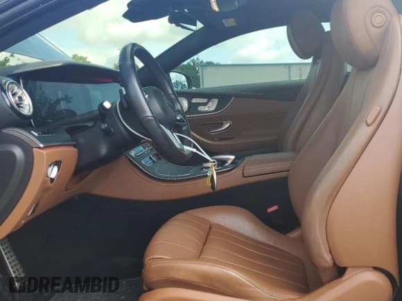 ✅ 2019 Mercedes-Benz E 450 • VIN: WDD1J6JB1KF105494 • Лот: 64647025. Опубликован ранее на Copart с пробегом 68 049 миль. Бесплатный доступ к архиву аукционных продаж из США и подробный отчёт об истории автомобиля на DreamBid. Изображение 7.