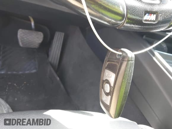 ✅ 2013 BMW 3 Series 320i xDrive • VIN: WBA3C3C50DF980052 • Lot: 42577081. Wystawiony na IAAI z przebiegiem 184 223 mil. Bezpłatny archiwum sprzedaży aukcyjnych z USA i szczegółowy raport historii pojazdu na DreamBid. Zdjęcie 11.