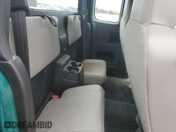 ✅ 2011 Chevrolet Colorado Work Truck • VIN: 1GCJTBFE0B8126048 • Лот: 89504825. Опубликован ранее на Copart с пробегом 67 998 миль. Бесплатный доступ к архиву аукционных продаж из США и подробный отчёт об истории автомобиля на DreamBid. Изображение 10.