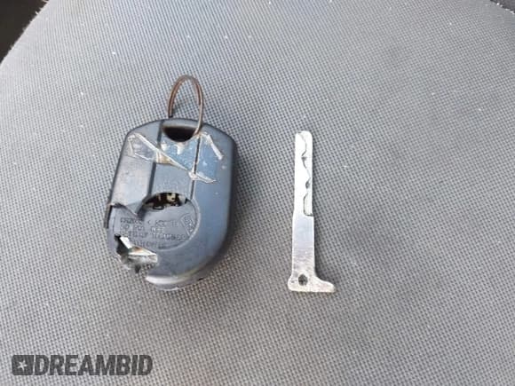 ✅ 2016 Ford Fiesta S • VIN: 3FADP4AJ9GM123546 • Lot: 43691018. Listed on IAAI with 155,384 mi. Free auction sales archive from the USA and detailed vehicle history report at DreamBid. Image 11.