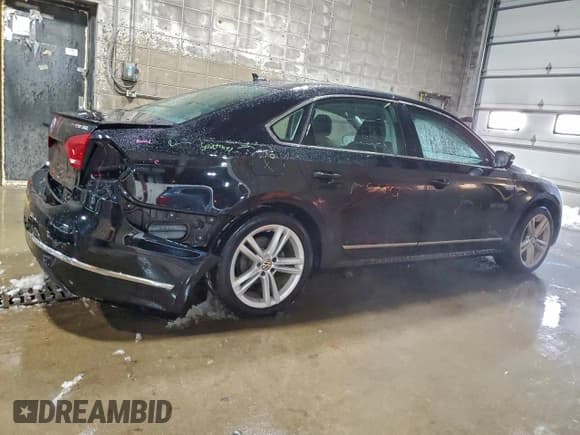 ✅ 2015 Volkswagen Passat SEL Premium • VIN: 1VWCS7A34FC103144 • Lot: 96875065. Listed on Copart with 88,989 mi. Free auction sales archive from the USA and detailed vehicle history report at DreamBid. Image 3.