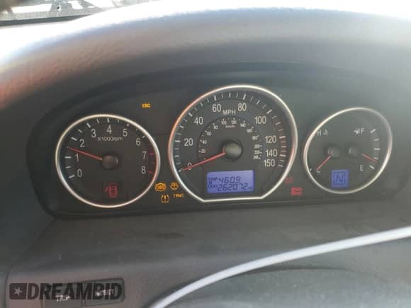 2012 Hyundai Veracruz Limited с VIN KM8NU4CC7CU191299, выставлен на аукционе Copart как лот 46404755 с пробегом 262 072 миль миль и Списание • Salvage title. История ставок и продаж доступна на DreamBid. Изображение 9.