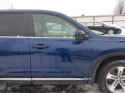 ✅ 2023 Honda Pilot EX-L • VIN: 5FNYG1H40PB055328 • Lot: 41627033. Wystawiony na IAAI z przebiegiem 21 697 mil. Bezpłatny archiwum sprzedaży aukcyjnych z USA i szczegółowy raport historii pojazdu na DreamBid. Zdjęcie 13.