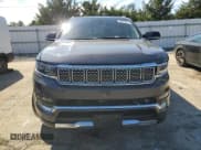 ✅ 2023 Jeep Grand Wagoneer • VIN: 1C4SJVEJ7PS570340 • Лот: 80454215. Опубликован ранее на Copart с пробегом 25 098 миль. Бесплатный доступ к архиву аукционных продаж из США и подробный отчёт об истории автомобиля на DreamBid. Изображение 5.