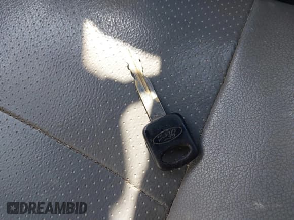 ✅ 2012 Ford Econoline Passenger XL • VIN: 1FBNE3BL2CDA36032 • Лот: 43532446. Опубликован ранее на IAAI с пробегом 80 359 миль. Бесплатный доступ к архиву аукционных продаж из США и подробный отчёт об истории автомобиля на DreamBid. Изображение 10.