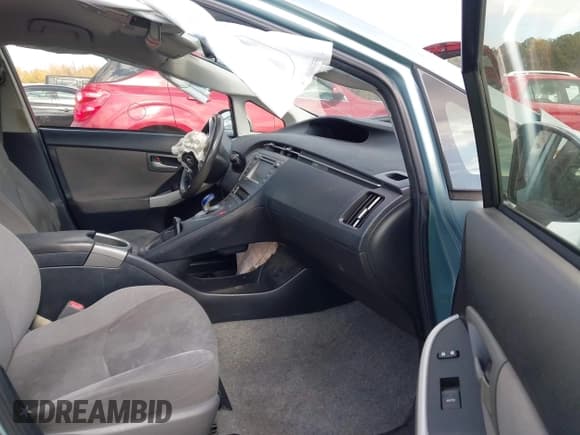 ✅ 2014 Toyota Prius Four • VIN: JTDKN3DU3E1789285 • Lot: 43649334. Wystawiony na IAAI z przebiegiem 177 896 mil. Bezpłatny archiwum sprzedaży aukcyjnych z USA i szczegółowy raport historii pojazdu na DreamBid. Zdjęcie 5.