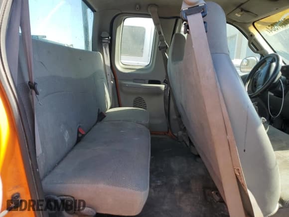 ✅ 2000 Ford F-150 XL • VIN: 2FTPX17Z5YCA82431 • Lot: 74281364. Listed on Copart with 270,108 mi. Free auction sales archive from the USA and detailed vehicle history report at DreamBid. Image 10.