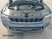 ✅ 2021 Jeep Grand Cherokee Overland • VIN: 1C4RJKDG7M8146121 • Lot: 60730035. Wystawiony na Copart z przebiegiem 53 342 mil. Bezpłatny archiwum sprzedaży aukcyjnych z USA i szczegółowy raport historii pojazdu na DreamBid. Zdjęcie 14.