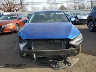 ✅ 2017 Hyundai Elantra SE • VIN: KMHD84LF2HU222489 • Lot: 86880064. Listed on Copart with 91,056 mi. Free auction sales archive from the USA and detailed vehicle history report at DreamBid. Image 5.