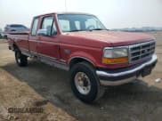 ✅ 1997 Ford F-250 • VIN: 1FTHX26H3VEC25689 • Lot: 67175975. Wystawiony na Copart z przebiegiem 219 753 mil. Bezpłatny archiwum sprzedaży aukcyjnych z USA i szczegółowy raport historii pojazdu na DreamBid. Zdjęcie 4.