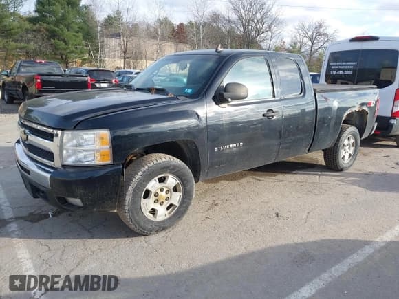✅ 2011 Chevrolet Silverado 1500 LT • VIN: 1GCRKSE38BZ250407 • Лот: 43768263. Опубликован ранее на IAAI с пробегом 258 875 миль. Бесплатный доступ к архиву аукционных продаж из США и подробный отчёт об истории автомобиля на DreamBid. Изображение 17.