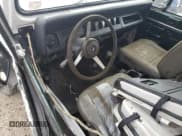 ✅ 1995 Jeep Wrangler S • VIN: 1J4FY19P3SP252810 • Lot: 71873444. Wystawiony na Copart z przebiegiem Nie podano. Bezpłatny archiwum sprzedaży aukcyjnych z USA i szczegółowy raport historii pojazdu na DreamBid. Zdjęcie 8.