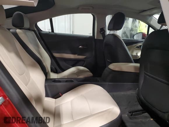 ✅ 2012 Chevrolet Volt • VIN: 1G1RD6E45CU107996 • Lot: 72630404. Wystawiony na Copart z przebiegiem 75 570 mil. Bezpłatny archiwum sprzedaży aukcyjnych z USA i szczegółowy raport historii pojazdu na DreamBid. Zdjęcie 10.