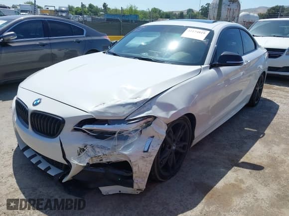 ✅ 2016 BMW 2 Series M235i • VIN: WBA1J7C57GV360782 • Лот: 42174819. Опубликован ранее на IAAI с пробегом 72 260 миль. Бесплатный доступ к архиву аукционных продаж из США и подробный отчёт об истории автомобиля на DreamBid. Изображение 18.