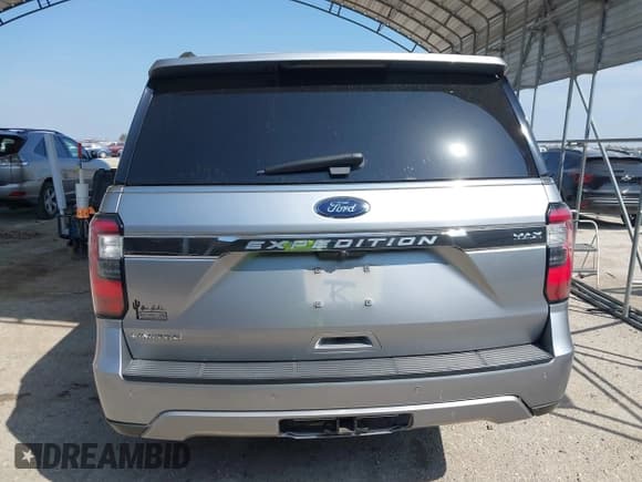 ✅ 2021 Ford Expedition Max Limited • VIN: 1FMJK1KT7MEA09908 • Lot: 42460879. Listed on IAAI with 105,432 mi. Free auction sales archive from the USA and detailed vehicle history report at DreamBid. Image 16.