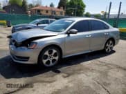 ✅ 2013 Volkswagen Passat S • VIN: 1VWAP7A31DC061392 • Лот: 60318015. Опубликован ранее на Copart с пробегом 102 563 миль. Бесплатный доступ к архиву аукционных продаж из США и подробный отчёт об истории автомобиля на DreamBid. Изображение 1.