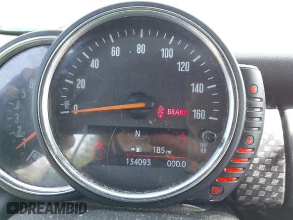 ✅ 2016 MINI Convertible S • VIN: WMWWG9C53G3A92523 • Lot: 42245431. Wystawiony na IAAI z przebiegiem 134 093 mil. Bezpłatny archiwum sprzedaży aukcyjnych z USA i szczegółowy raport historii pojazdu na DreamBid. Zdjęcie 7.