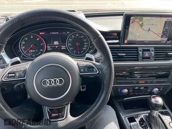 ✅ 2016 Audi RS 7 Prestige • VIN: WUAW2BFC5GN902306 • Лот: 92946995. Опубликован ранее на Copart с пробегом 83 064 миль. Бесплатный доступ к архиву аукционных продаж из США и подробный отчёт об истории автомобиля на DreamBid. Изображение 7.