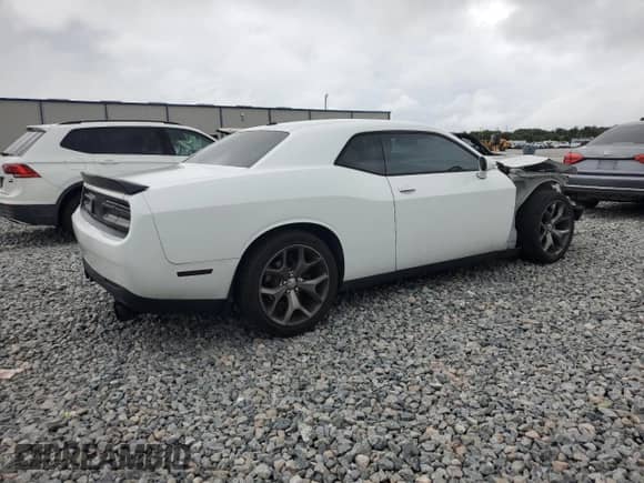 2015 Dodge Challenger R/T with VIN 2C3CDZAT9FH714720, listed as a Copart auction lot 71791855 with 143,442 mi miles and Non repairable. Bid and sale history available at DreamBid. Image 3.