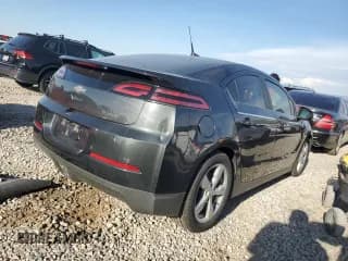 ✅ 2014 Chevrolet Volt • VIN: 1G1RH6E43EU163703 • Lot: 70998444. Wystawiony na Copart z przebiegiem 124 260 mil. Bezpłatny archiwum sprzedaży aukcyjnych z USA i szczegółowy raport historii pojazdu na DreamBid. Zdjęcie 3.
