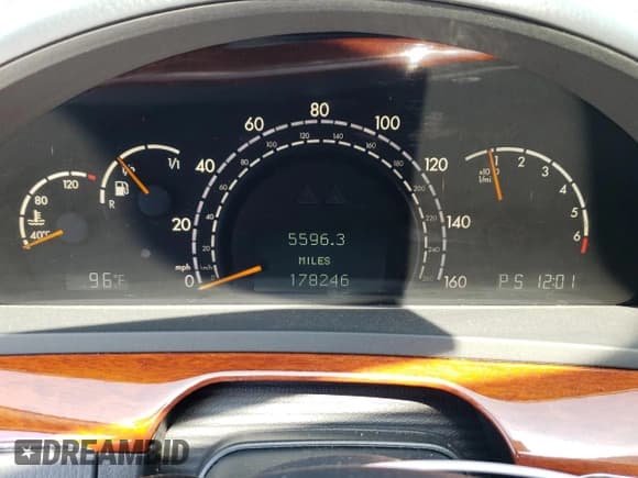 ✅ 2006 Mercedes-Benz S 430 • VIN: WDBNG70J16A484104 • Lot: 63118875. Listed on Copart with 178,246 mi. Free auction sales archive from the USA and detailed vehicle history report at DreamBid. Image 9.