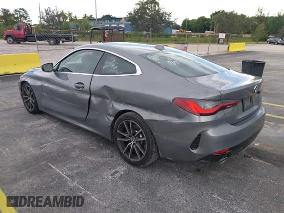 ✅ 2025 BMW 4 Series 430i • VIN: WBA43DA0XSCS97307 • Lot: 43264679. Listed on IAAI with 25,865 mi. Free auction sales archive from the USA and detailed vehicle history report at DreamBid. Image 3.