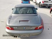 ✅ 2002 BMW Z3 2.5 • VIN: 4USCN33402LM06094 • Lot: 53389635. Wystawiony na Copart z przebiegiem 65 719 mil. Bezpłatny archiwum sprzedaży aukcyjnych z USA i szczegółowy raport historii pojazdu na DreamBid. Zdjęcie 6.