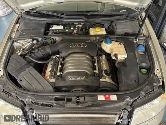 ✅ 2004 Audi A4 3.0L • VIN: WAULT68E84A134954 • Лот: 73234824. Опубликован ранее на Copart с пробегом 107 934 миль. Бесплатный доступ к архиву аукционных продаж из США и подробный отчёт об истории автомобиля на DreamBid. Изображение 7.