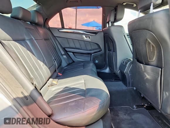 ✅ 2010 Mercedes-Benz E 550 Luxury • VIN: WDDHF7CB3AA233671 • Lot: 69369605. Listed on Copart with 137,842 mi. Free auction sales archive from the USA and detailed vehicle history report at DreamBid. Image 10.