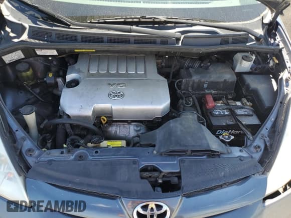 ✅ 2008 Toyota Sienna CE • VIN: 5TDZK23C68S184808 • Lot: 70724165. Listed on Copart with 248,775 mi. Free auction sales archive from the USA and detailed vehicle history report at DreamBid. Image 12.