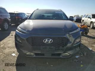 ✅ 2018 Hyundai Kona SEL • VIN: KM8K6CAA4JU087388 • Лот: 76792164. Опубликован ранее на Copart с пробегом 69 073 миль. Бесплатный доступ к архиву аукционных продаж из США и подробный отчёт об истории автомобиля на DreamBid. Изображение 5.