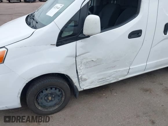 ✅ 2020 Nissan NV200 SV • VIN: 3N6CM0KN2LK709601 • Lot: 43253448. Wystawiony na IAAI z przebiegiem 233 308 mil. Bezpłatny archiwum sprzedaży aukcyjnych z USA i szczegółowy raport historii pojazdu na DreamBid. Zdjęcie 6.