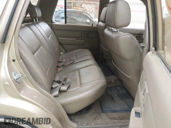 ✅ 1994 Toyota 4Runner • VIN: JT3VN39WXR0158024 • Lot: 43543657. Listed on IAAI with 243,687 mi. Free auction sales archive from the USA and detailed vehicle history report at DreamBid. Image 8.