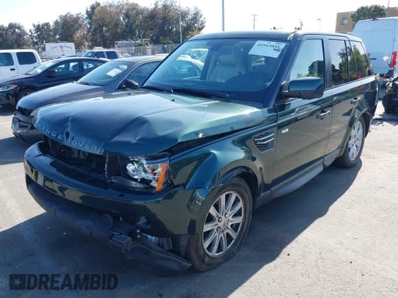 ✅ 2010 Land Rover Range Rover Sport HSE Lux • VIN: SALSK2D48AA212810 • Lot: 41943041. Listed on IAAI with 111,896 mi. Free auction sales archive from the USA and detailed vehicle history report at DreamBid. Image 17.