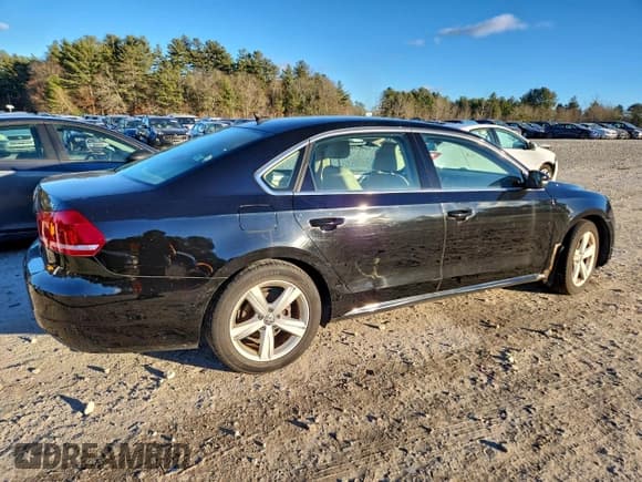 ✅ 2013 Volkswagen Passat SE • VIN: 1VWBP7A32DC129803 • Lot: 95638315. Listed on Copart with 85,502 mi. Free auction sales archive from the USA and detailed vehicle history report at DreamBid. Image 3.