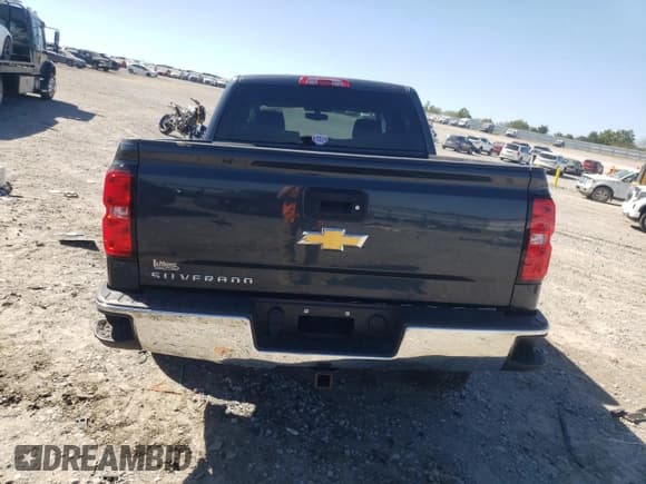 ✅ 2018 Chevrolet Silverado 1500 LS • VIN: 3GCUKNEC2JG381018 • Лот: 73670484. Опубликован ранее на Copart с пробегом 52 378 миль. Бесплатный доступ к архиву аукционных продаж из США и подробный отчёт об истории автомобиля на DreamBid. Изображение 6.