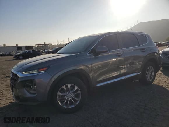 ✅ 2019 Hyundai Santa Fe SE • VIN: 5NMS23AD2KH104644 • Lot: 79739113. Wystawiony na Copart z przebiegiem 46 691 mil. Bezpłatny archiwum sprzedaży aukcyjnych z USA i szczegółowy raport historii pojazdu na DreamBid. Zdjęcie 1.
